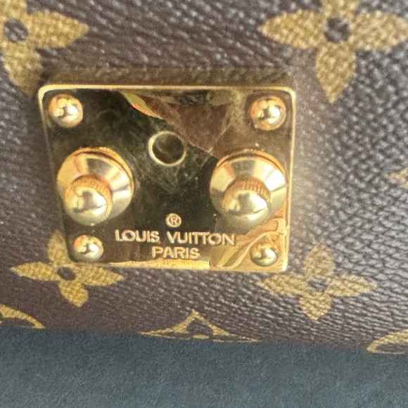 Louis Vuitton Authentic Monogram Pochette Metis Bag - Picture 6 of 16